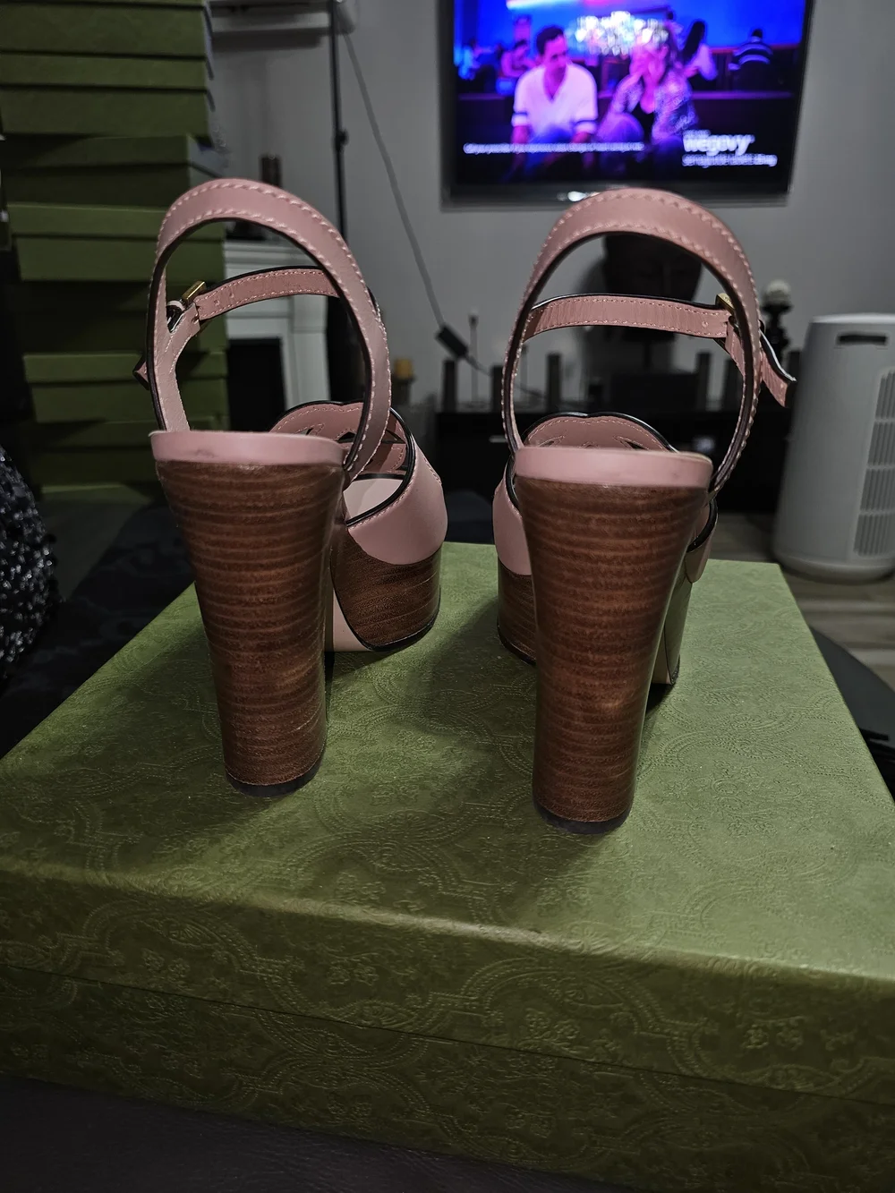 Gucci Cosmos Perfect Pink Leather Logo Platform Sandals 36